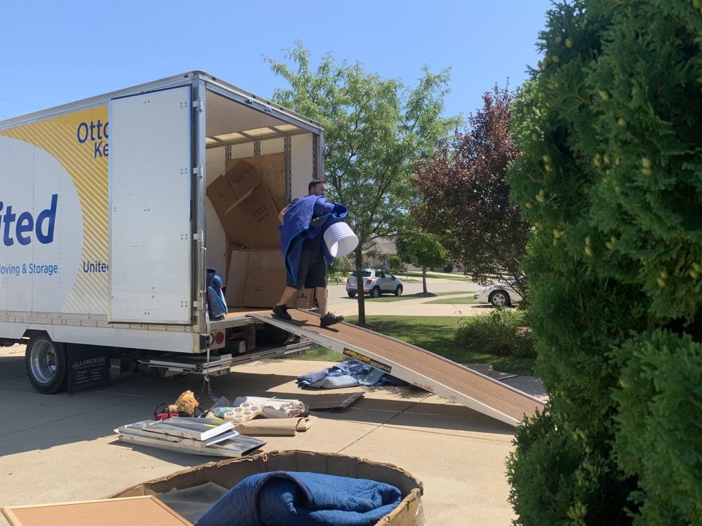 best moving company in racine, racine wi movers, residential commercial moving racine wi