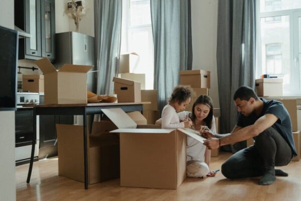 Local Moving Company in Kenosha, local movers in Kenosha, Kenosha moving company